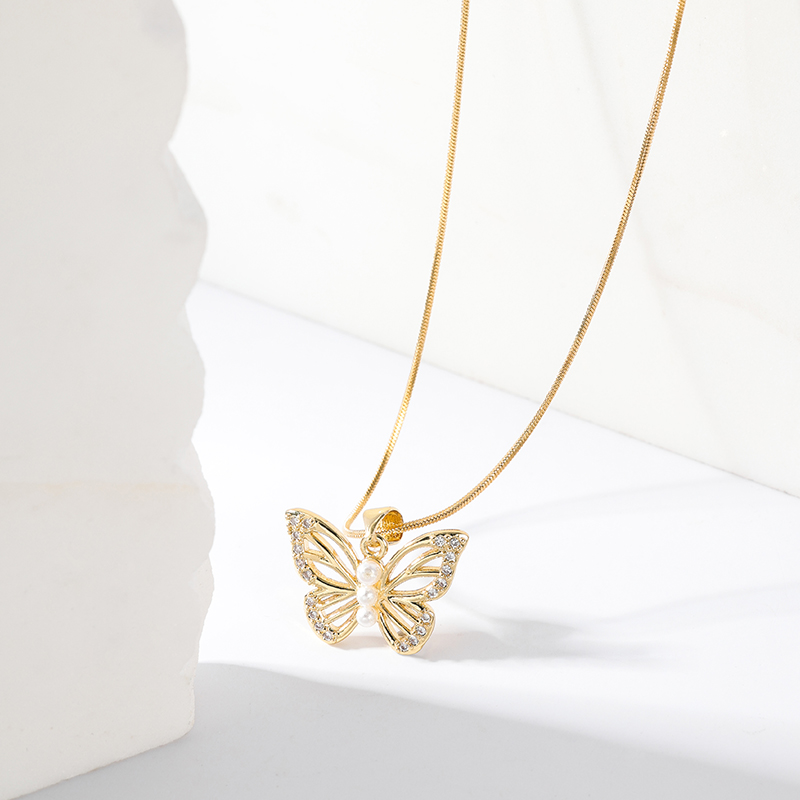 Crystal Butterfly Spinning Sunflower Necklace NXL157